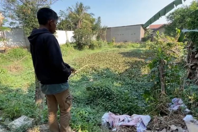 Ketika Air Sungai Diduga Tercemar Limbah Jadi Penyelamat Dahaga Warga Rancaekek Saat Kekeringan...