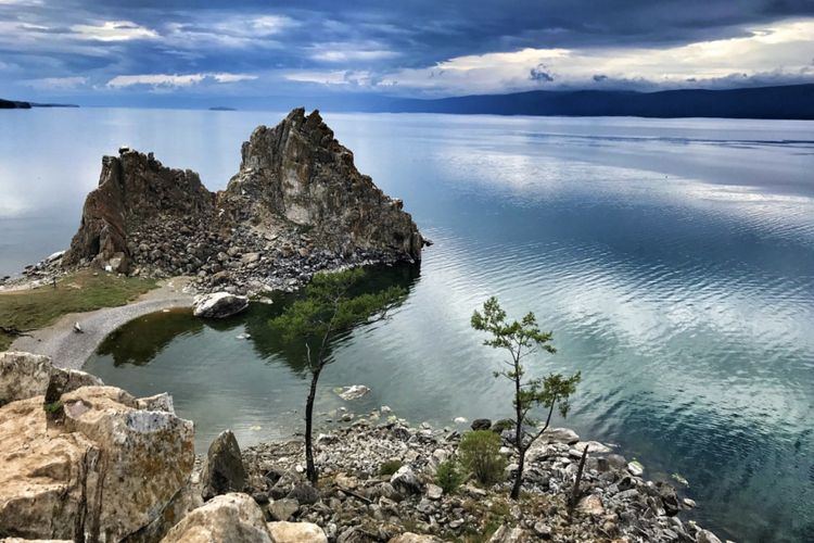 Danau Baikal : Danau Terdalam di dunia.