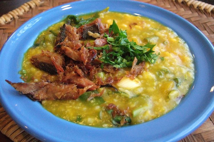 Ilustrasi bubur manado atau tinutuan.