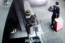 CCTV Rekam Seorang Pria Menarik Koper Berisi Jenazah Kekasihnya