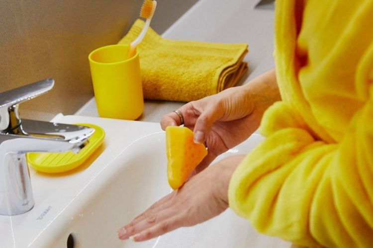 Sabun tema keju yang dapat digunakan saat menginap di Cheese Suite.