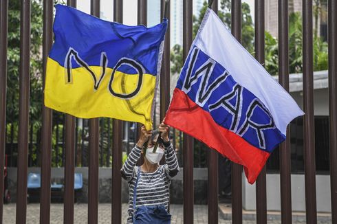 Sanksi Perang Ukraina, Turis Asal Rusia di Bali Tak Bisa Tarik Uang di ATM, Rekening Diblokir