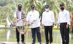 Dorong Produktivitas Budidaya Perikanan di Pasaman, KKP Galakkan Program Pakan Mandiri
