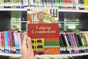 Menemukan Makna dari Hal-Hal Sederhana melalui Labirin Cromboloni 