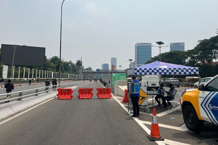 Akses Keluar Slipi Tol Dalam Kota Arah Grogol Ditutup Sementara