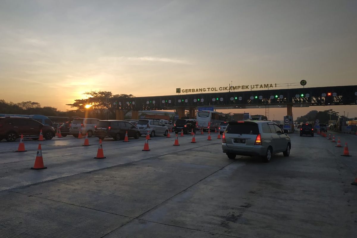 Situasi di GT Cikampek Utama, Jumat (31/5/2019).