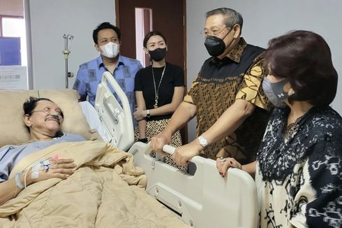 SBY hingga Chairul Tanjung Jenguk AM Hendropriyono yang Terserang DBD