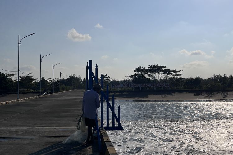 Bupati Pangandaran Keluhkan Pelabuhan Tak Berfungsi, Lebih Ramai Pemancing daripada Nelayan