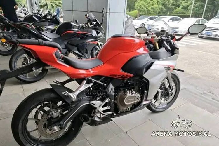 QJMotor SRK250 RD Sudah Sampai Negara Tetangga, Jadi Pesaing ZX-25R dengan Harga Rp 88 Jutaan

