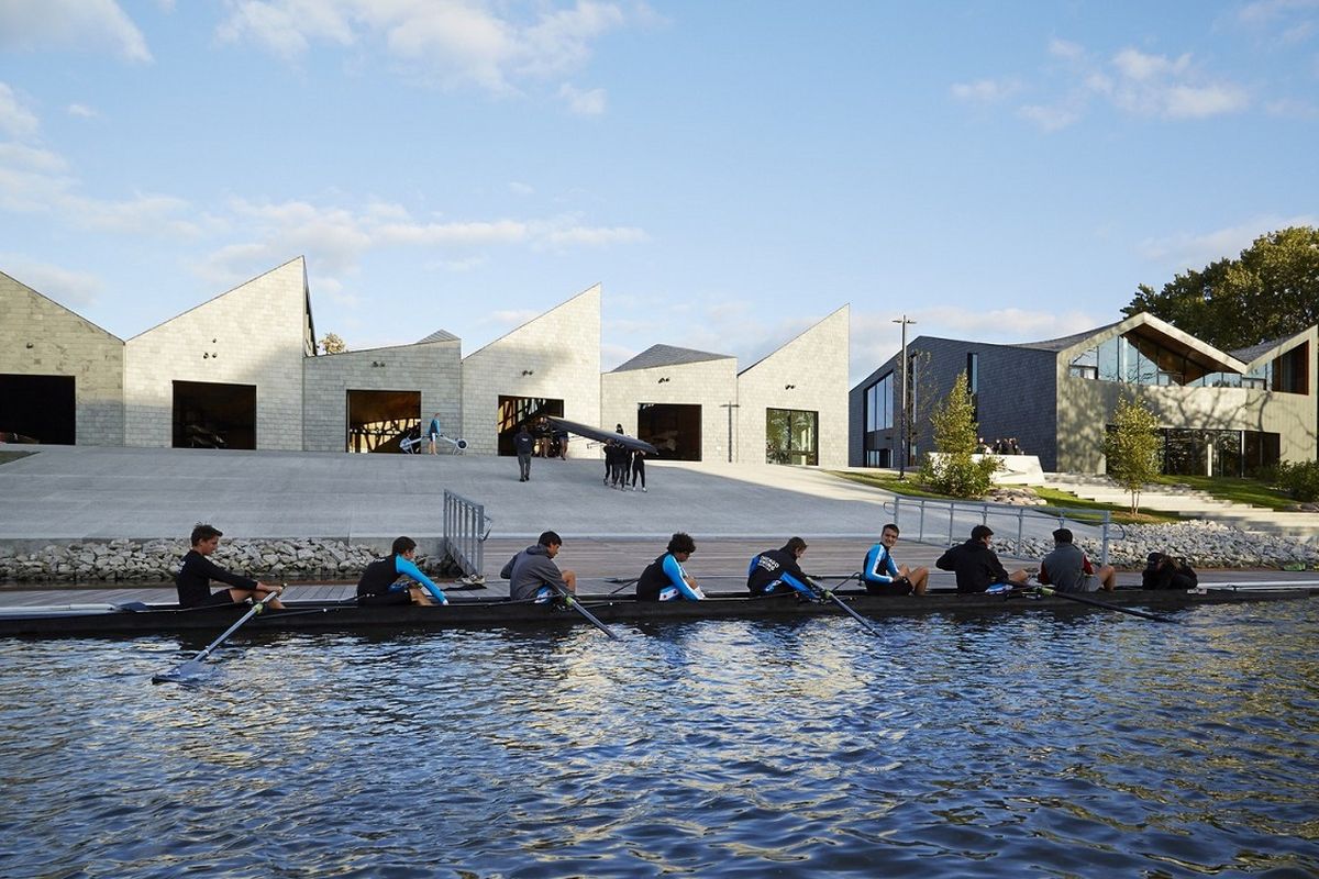 WMS Boathouse di Sungai Chicago.