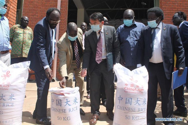 China beri bantuan pangan berupa beras kepada Sudan Selatan yang dilanda banjir, wabah dan darurat pangan.