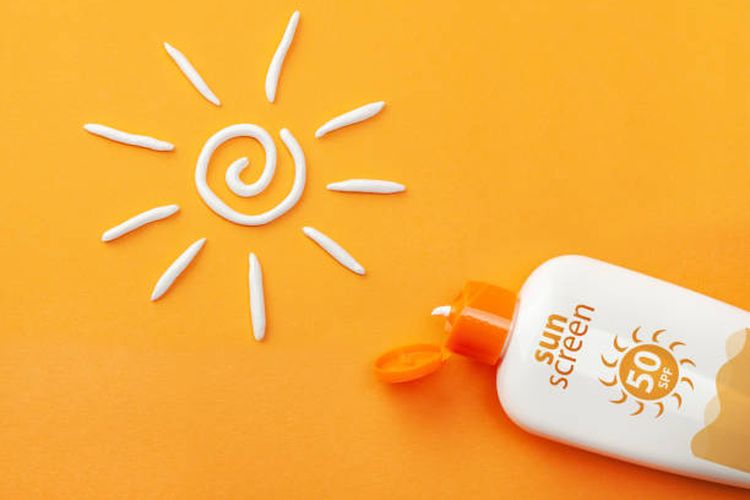 Ilustrasi produk sunscreen dengan kandungan SPF 50.