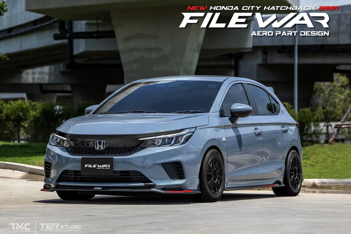 Modifikasi body kit Honda City Hatchback RS