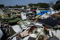 Melihat Gudang Bangkai Pesawat di Sudut Jakarta...