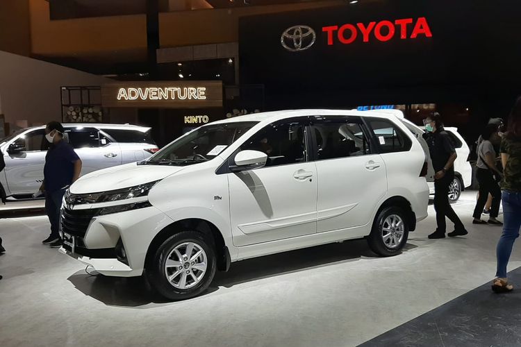 Toyota Avanza di pameran IIMS Hybrid 2021