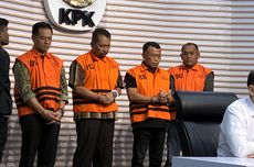 Ajang Pamer Tumpukan Uang Sitaan Hasil Kejahatan