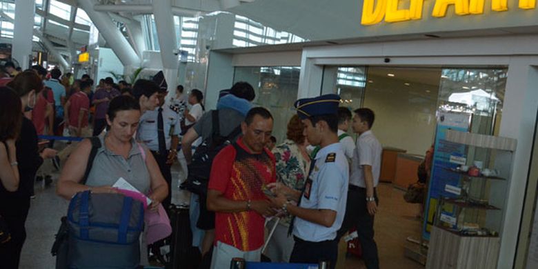 2017 Angkasa Pura I Layani 89 7 Juta Penumpang