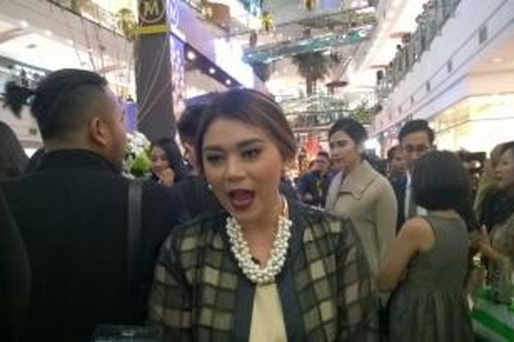 Thalita Latief dalam wawancara di Pondok Indah Mall 2, Jakarta Selatan, Kamis (19/3/2015) malam.