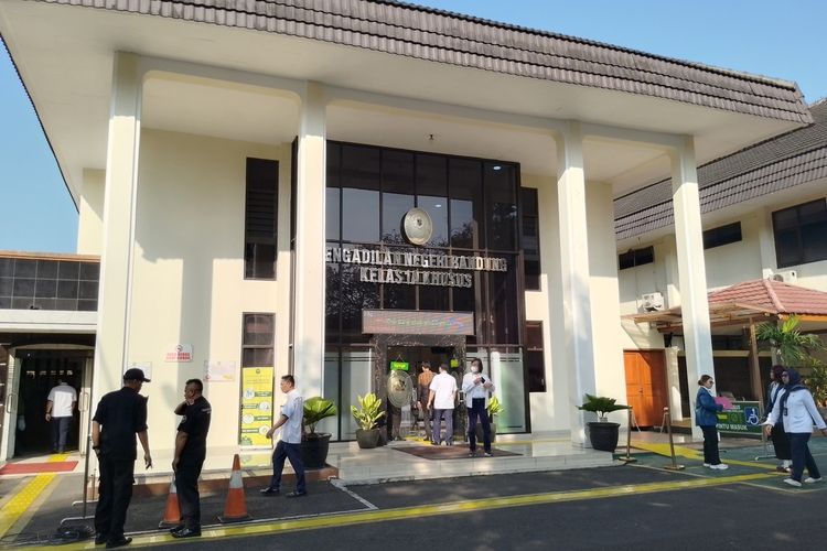 Suasana Pengadilan Negeri Bandung Kelas IA, Kota Bandung, Jawa Barat jelang sidang praperadilan Pegi Setiawan, Senin (1/7/2024).