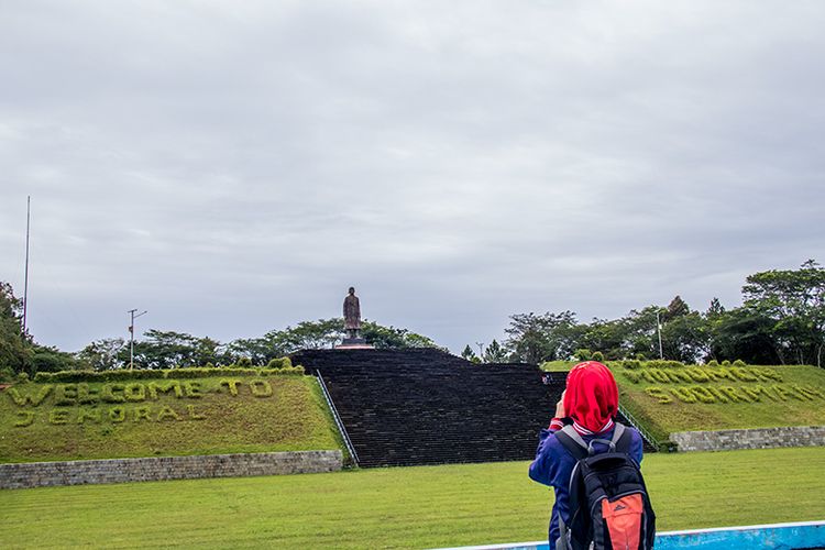 Monumen Jenderal Sudirman di Desa Pakis Baru, Kecamatan Nawangan, Pacitan.