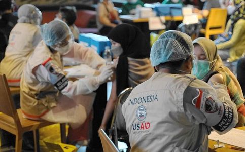 US Sends More Vaccines to Boost Indonesia's Covid Vaccination Drive