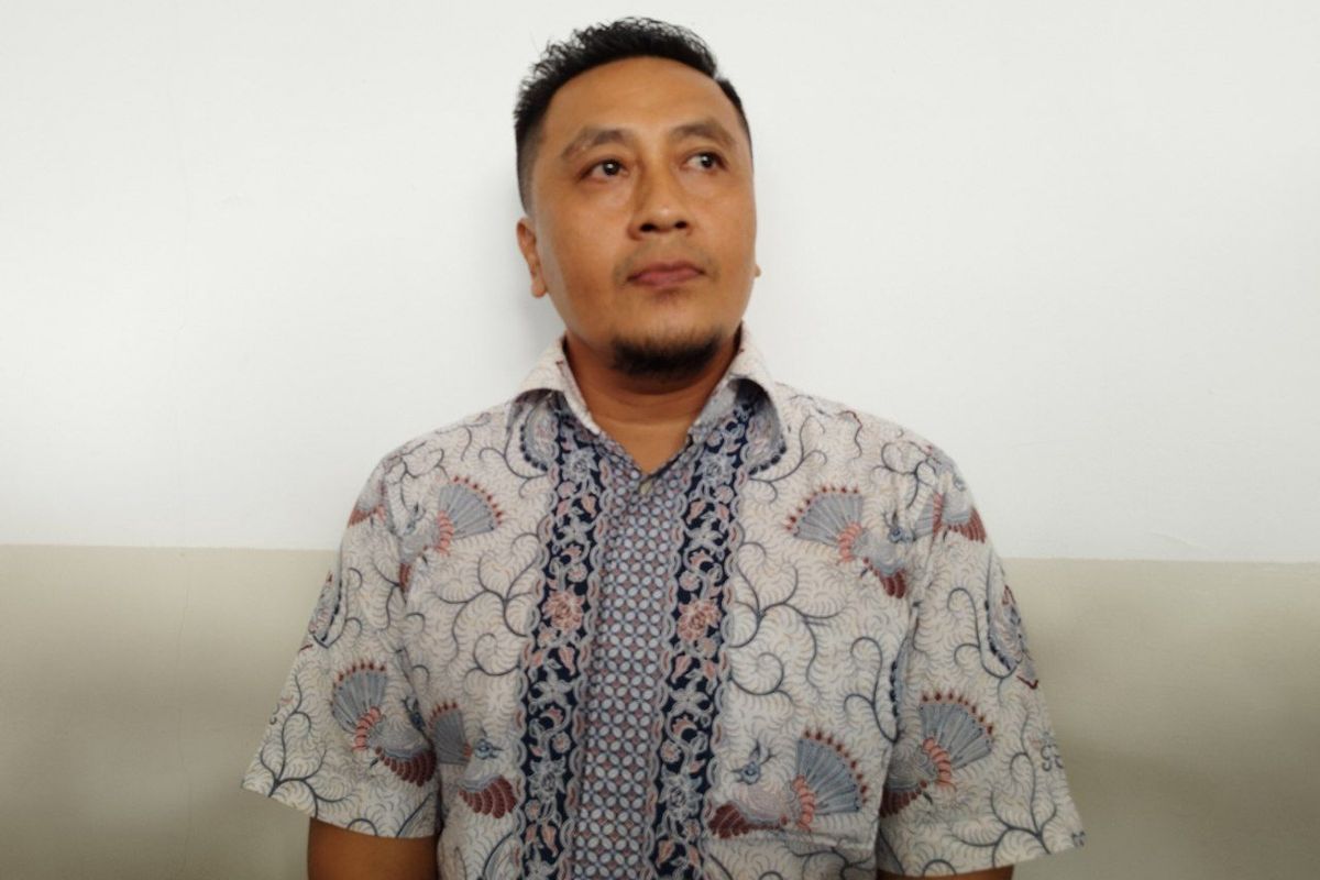 Kakak korban, Destiawan (43) kecewa dengan vonis 20 tahun Rudolf Tobing, Kamis (13/7/2023). (KOMPAS.com/XENA OLIVIA)