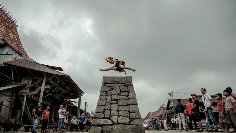 Lompat Batu di Nias.