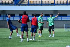 Persib Mulai Berlatih Tanpa Luis Milla, Asa dari Caretaker Yaya Sunarya