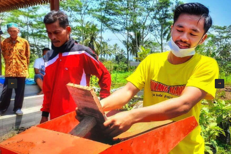 Lulusan SMK jurusan Pertanian Rayndra Syahdan Mahmudin kini sukses jadi petani milenial dengan omzet jutaan rupiah.