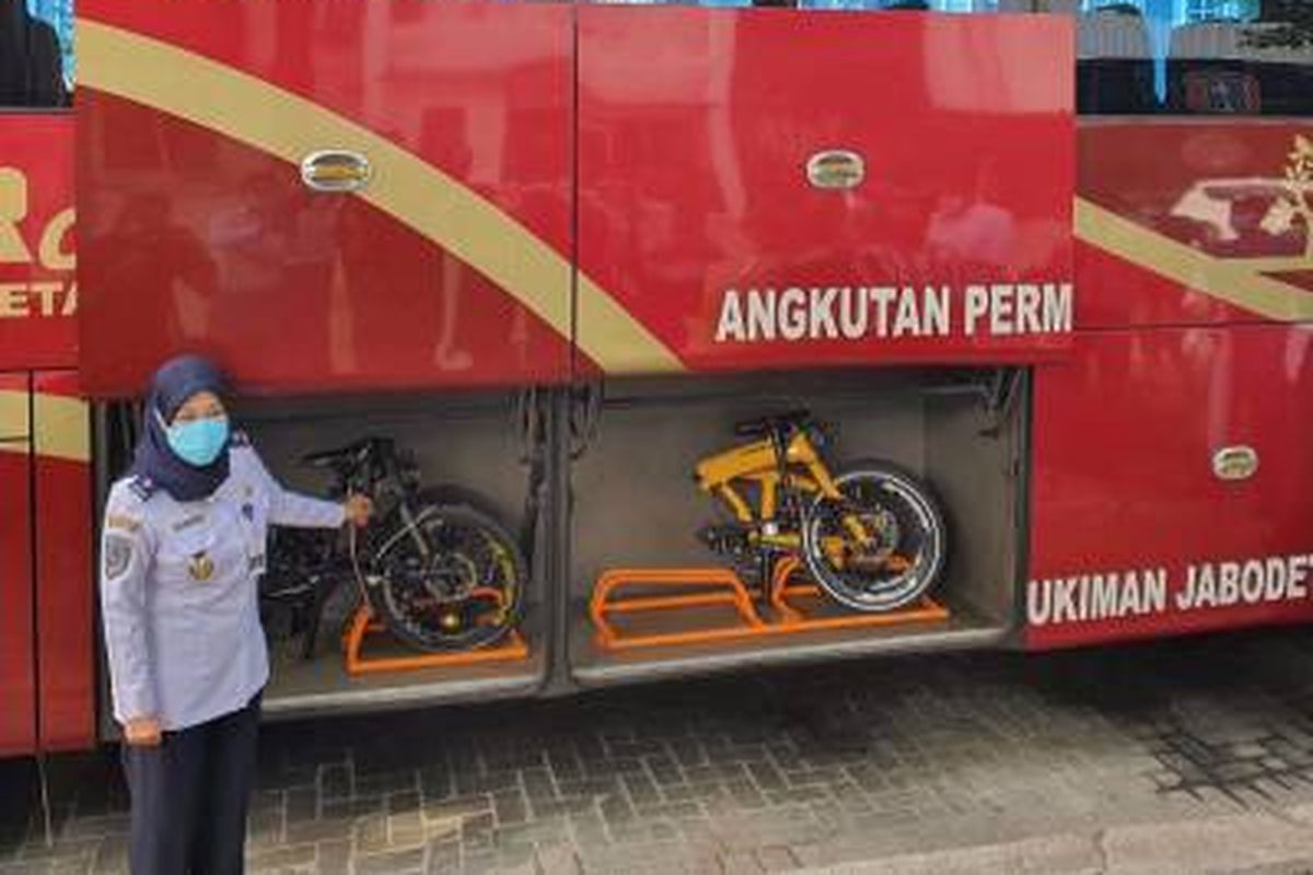 Bagasi untuk sepeda lipat di bus JR Connexion