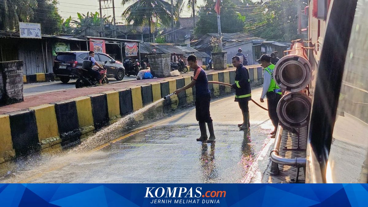 Jalur Turunan Bakauheni Dipenuhi Oli, Pengendara Diminta Tingkatkan Kewaspadaan