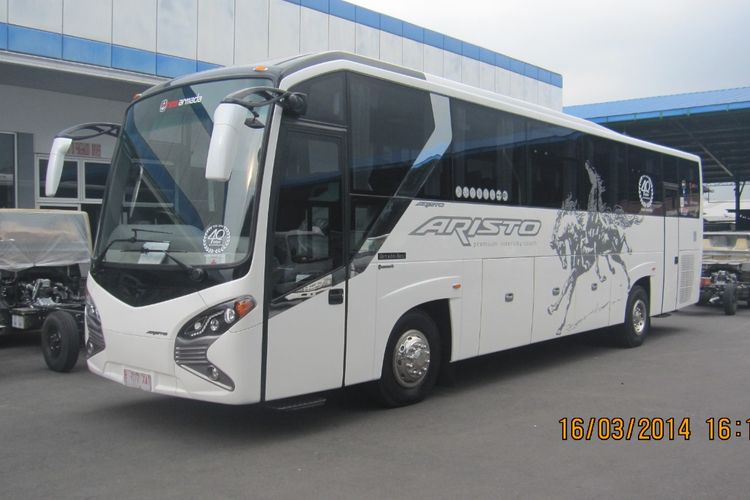 Bodi bus Aristo dari New Armada