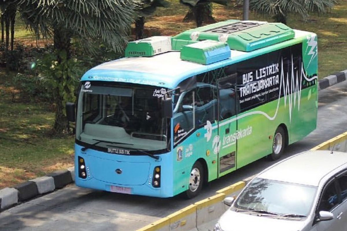 TransJakarta sedang uji coba teknis bus listrik.