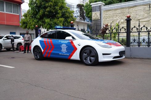 Ini Harga Tesla Model 3, Mobil Listrik yang Jadi Kendaraan Patroli Korlantas