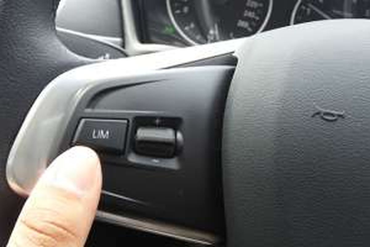 Fungsi Speed Limiter pada BMW X1 