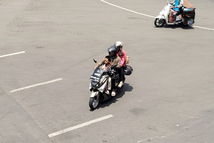 Fenomena Cengpat di Pelabuhan Ketapang, Pemudik Motor Pilih Irit ke Bali