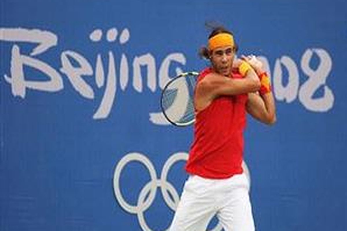 Rafael Nadal memastikan diri maju ke babak delapan besar tenis Olimpiade Beijing 2008.