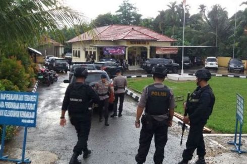 Kantor Polsek Maro Sebo Jambi Diserang, 2 Polisi Terluka