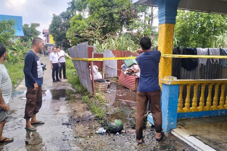 Diduga Depresi, Pria di Siak Bakar Rumah Ayahnya