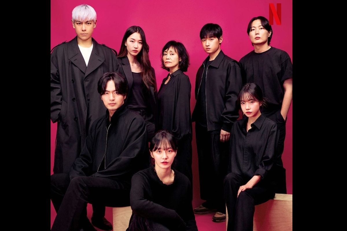 Netflix baru saja memberikan kejutan besar dengan mengungkap jajaran pemain baru serial Squid Game 2, termasuk T.O.P, Park Gyu Young, Jo Yu Ri, dan banyak lagi.