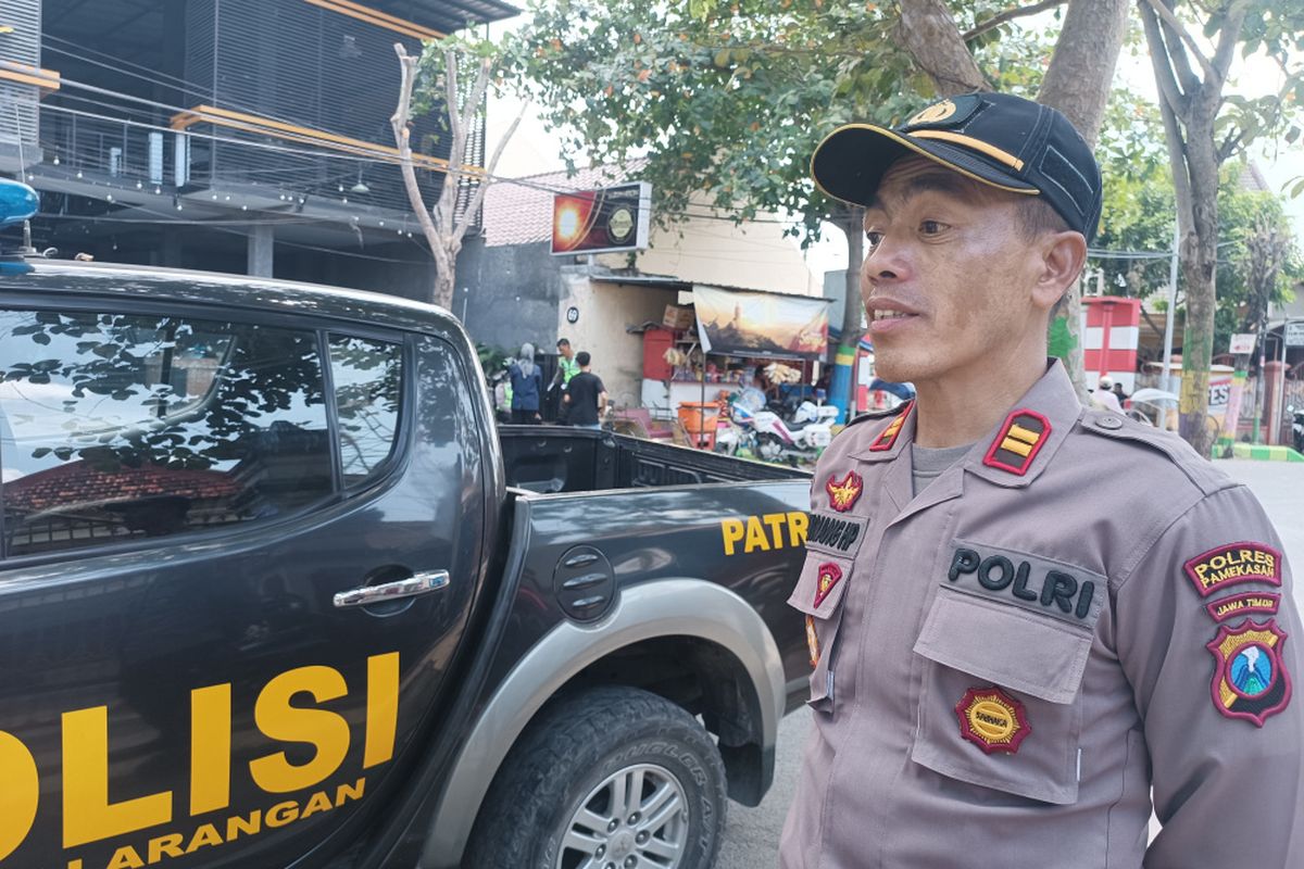 Kapolsek Larangan Aiptu Nanang menjelaskan masalah pembubaran acara pelatihan yang digelar oleh Himpaudi Kabupaten Pamekasan pada Senin (5/9/2022).