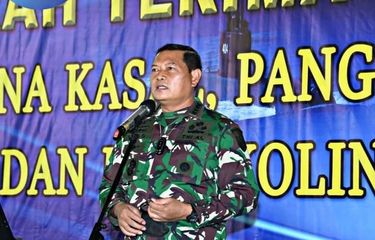 Kepala Staf Angkatan Laut (KSAL) Laksamana TNI Yudo Margono saat memimpin serah terima jabatan (sertijab) di Mabesal, Jakarta Timur, Senin (9/8/2021).