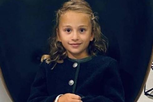 Gadis 7 Tahun Tewas Tertimpa Patung Marmer Saat Main di Halaman Hotel