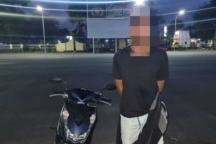 Pelaku pencurian sepeda motor milik wisatawan asing asal Spanyol