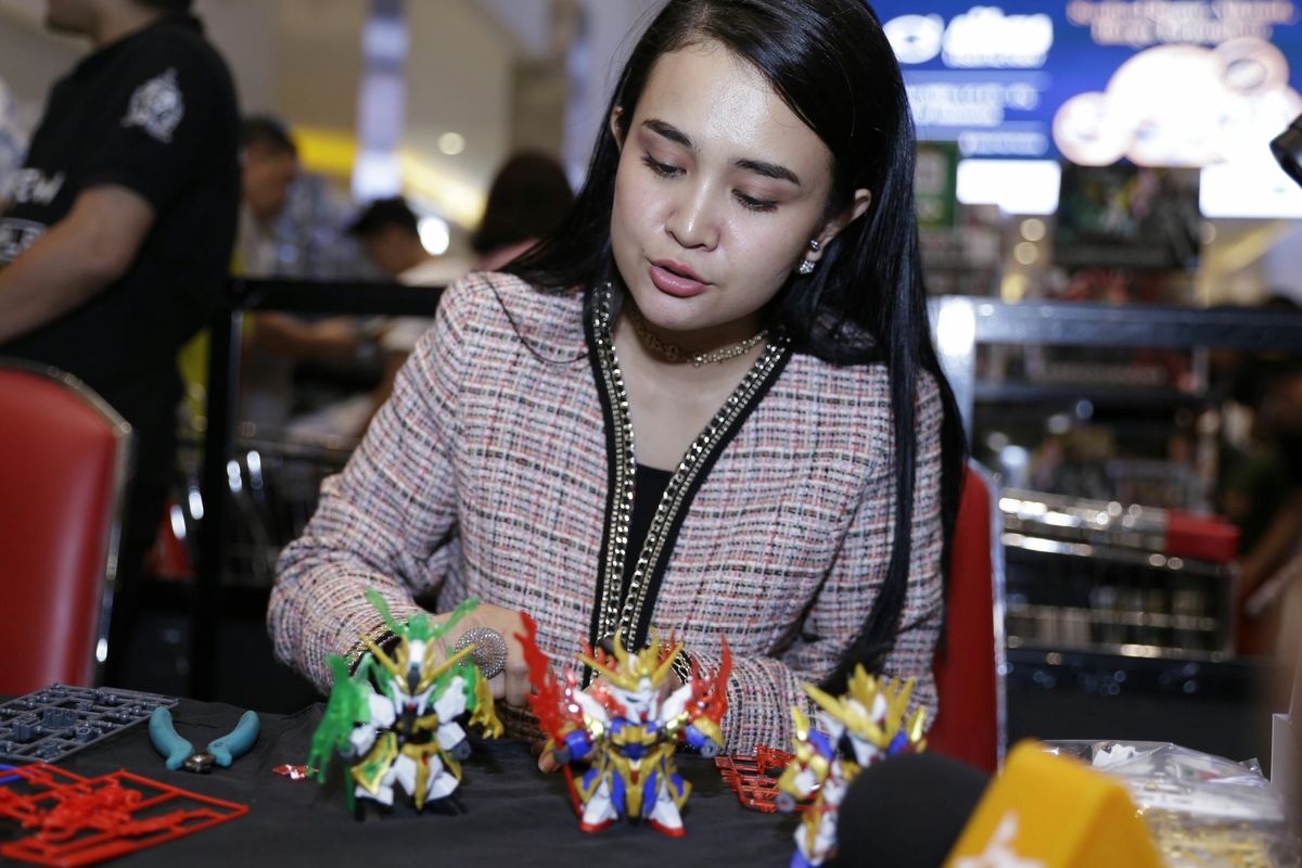 Artis peran dan penyanyi Michelle Ziudith di Gunpla Expo di kawasan Kelapa Gading, Jakarta Utara, Sabtu (20/7/2019). 