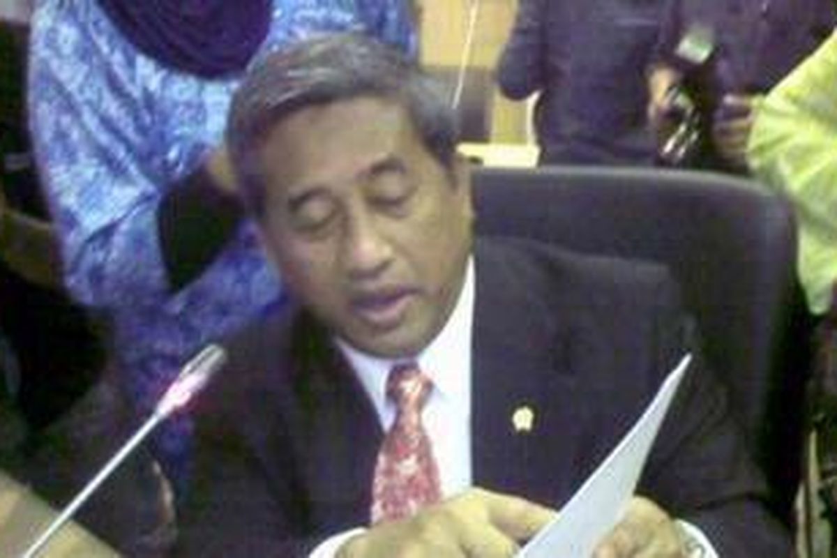 Menteri Pendidikan Nasional M Nuh menyampaikan hasil analisa terhadap pola jawaban siswa SD II Gadel, Tandes, Surabaya. Kesimpulannya, tidak terjadi contek massal di sekolah tersebut.