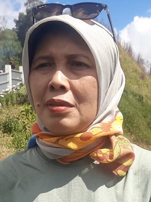 Kepala Dinas Pariwisata Kabupaten Lumajang Yuli Harismawati di objek wisata B29