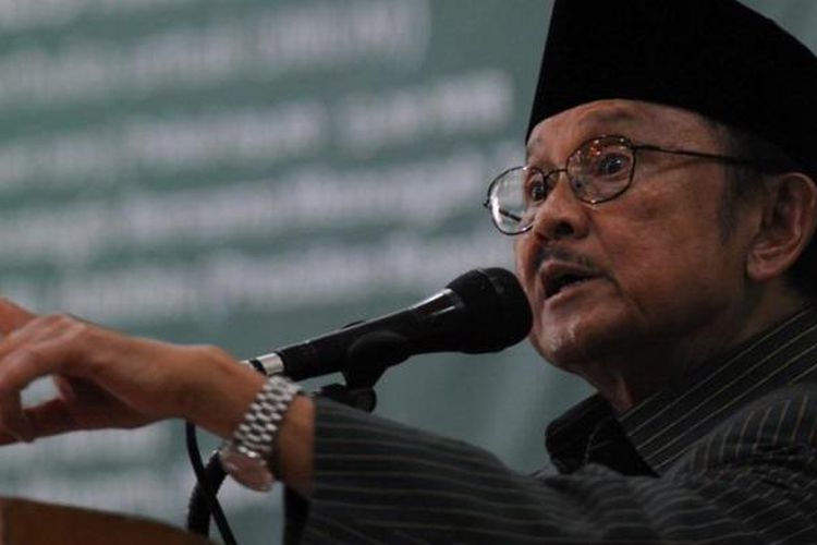 BJ Habibie
