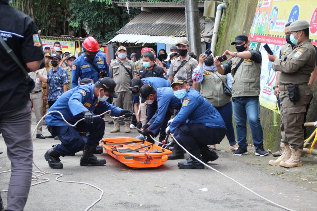 Gladiresik Kampung Siaga di Kampung Siaga Bencana di RW 07, Pondok Labu, Cilandak, Jakarta Selatan pada Kamis (28/1/2021).