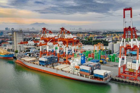 Optimalkan Kinerja dan Pelayanan, Pelindo Terminal Petikemas Jalankan 4 Tahap Transformasi Operasional 